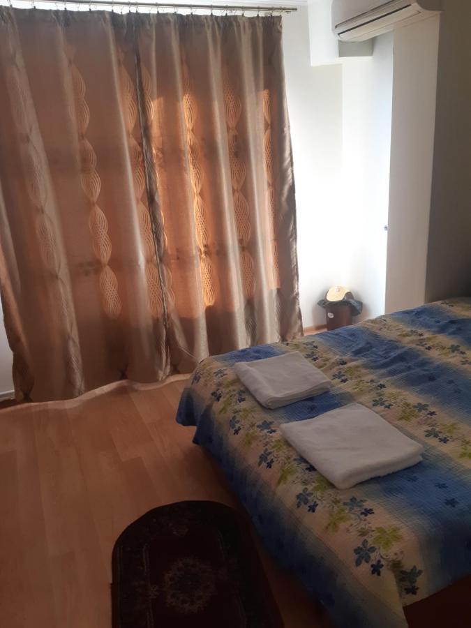 Lucian Studio Lejlighed Bukarest Eksteriør billede